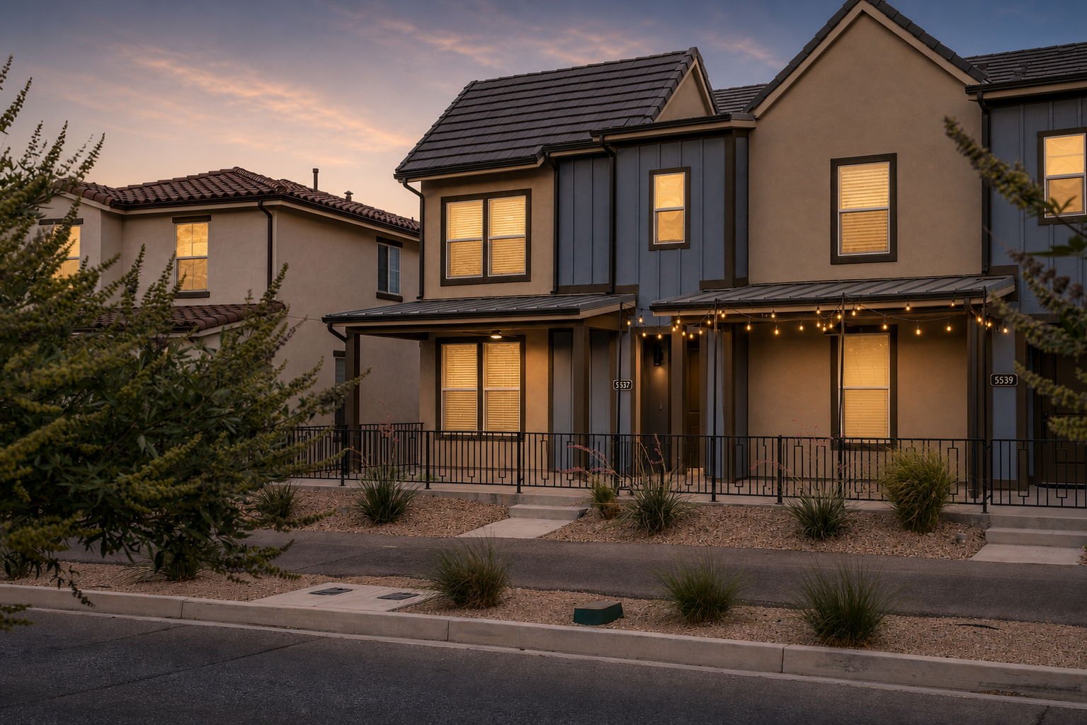 5537 S Carnelian Pkwy in Desert Color