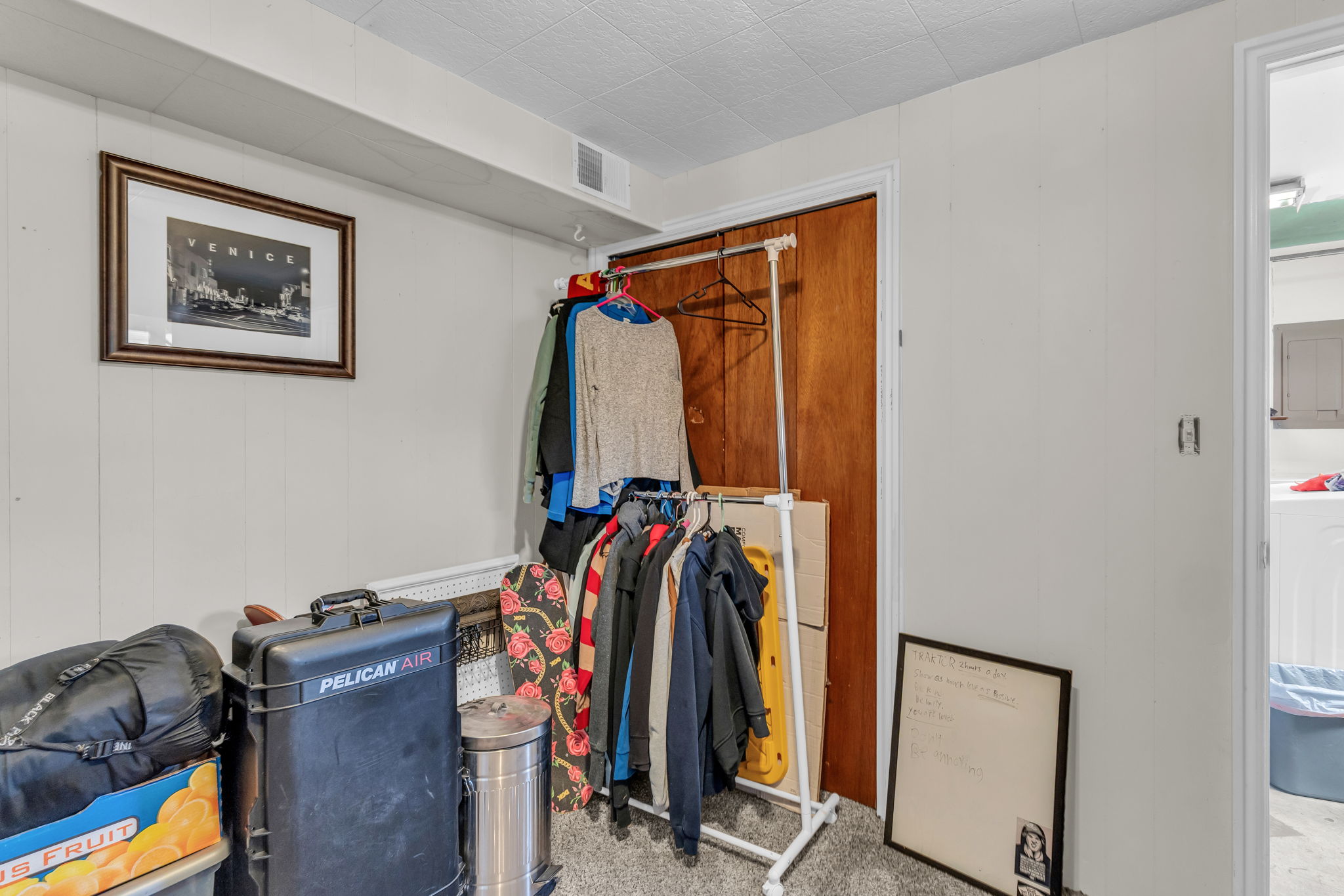 840 N 325 W photo 32