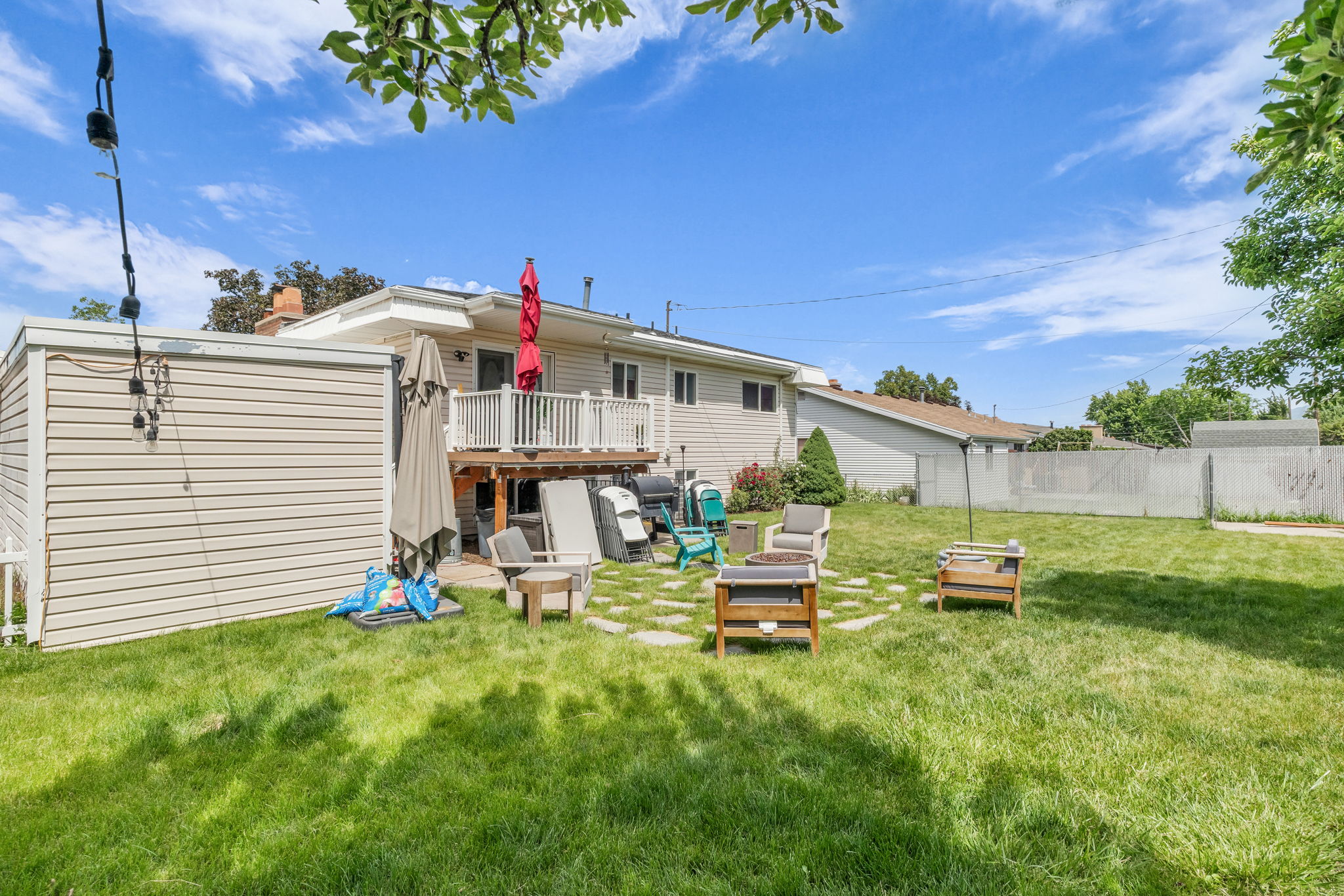 840 N 325 W photo 35