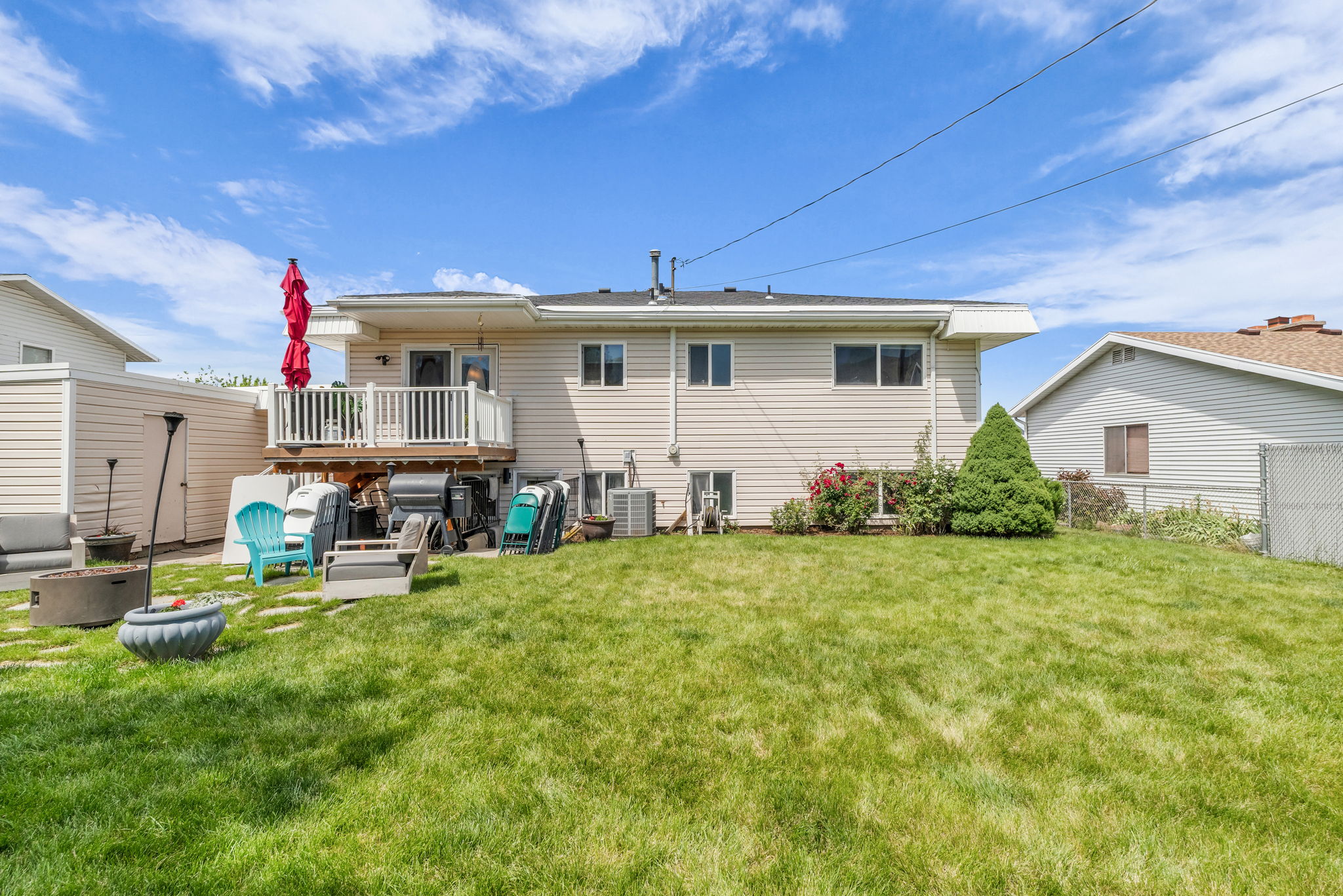 840 N 325 W photo 36
