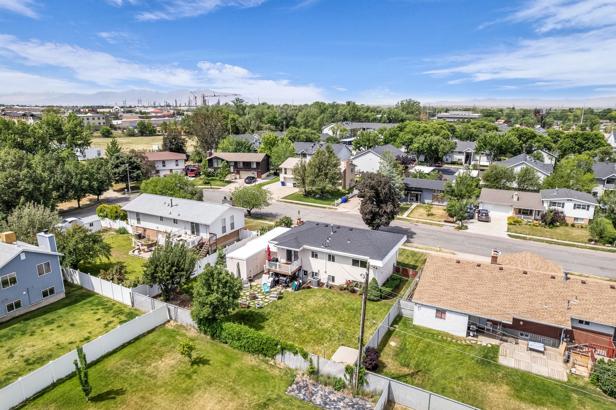 840 N 325 W photo 41